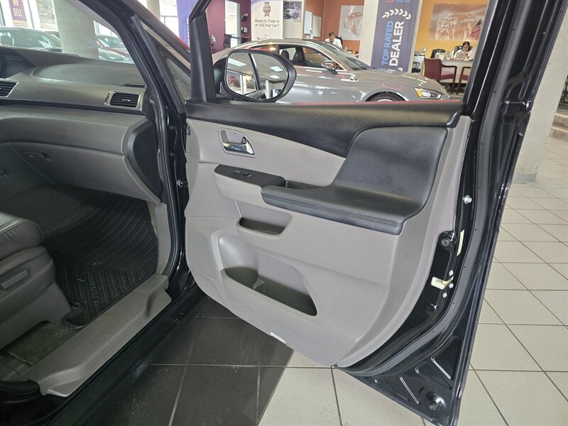 2017 Honda Odyssey EX-L 4DR MINI-VAN - Photo 15 - Hamilton, OH 45015