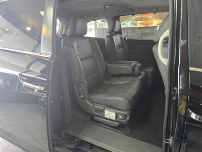 2017 Honda Odyssey EX-L 4DR MINI-VAN - Photo 16 - Hamilton, OH 45015
