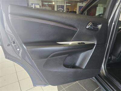 2016 Dodge Journey R/T 4DR SUV   - Photo 10 - Hamilton, OH 45015