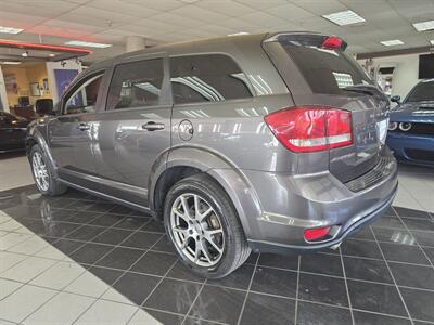 2016 Dodge Journey R/T 4DR SUV   - Photo 6 - Hamilton, OH 45015
