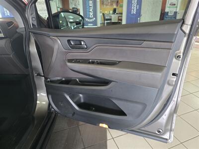 2021 Honda Odyssey EX-L 4DR MINI-VAN   - Photo 14 - Hamilton, OH 45015