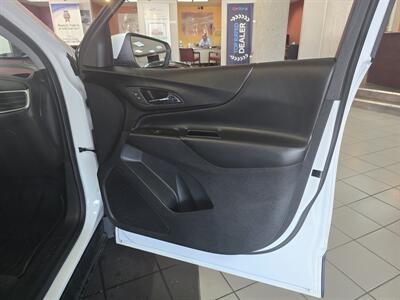 2022 Chevrolet Equinox LT   - Photo 12 - Hamilton, OH 45015