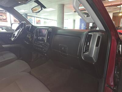 2015 Chevrolet Silverado 1500 LT EXTENDED CAB 4X4   - Photo 15 - Hamilton, OH 45015