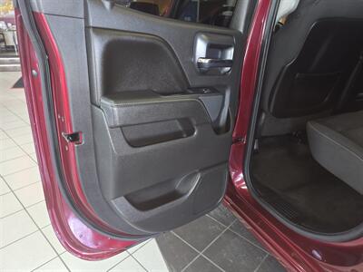 2015 Chevrolet Silverado 1500 LT EXTENDED CAB 4X4   - Photo 12 - Hamilton, OH 45015