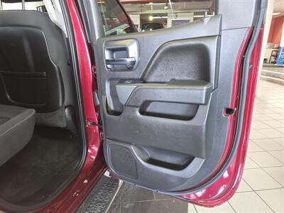 2015 Chevrolet Silverado 1500 LT EXTENDED CAB 4X4   - Photo 17 - Hamilton, OH 45015