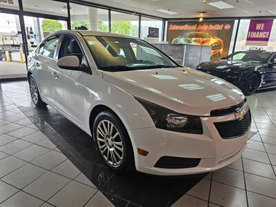 2012 Chevrolet Cruze ECO   - Photo 4 - Hamilton, OH 45015