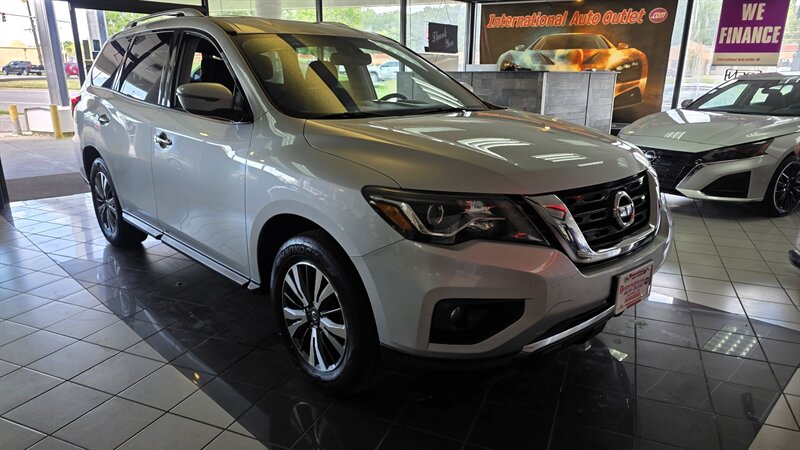2018 Nissan Pathfinder S - Photo 4 - Hamilton, OH 45015