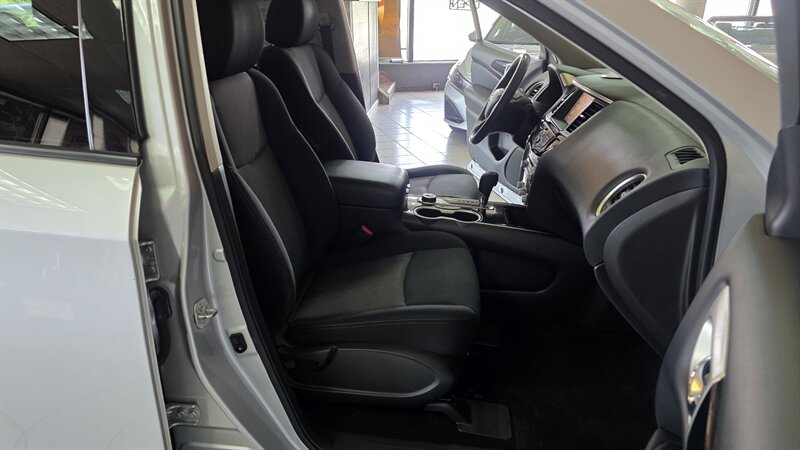 2018 Nissan Pathfinder S - Photo 27 - Hamilton, OH 45015