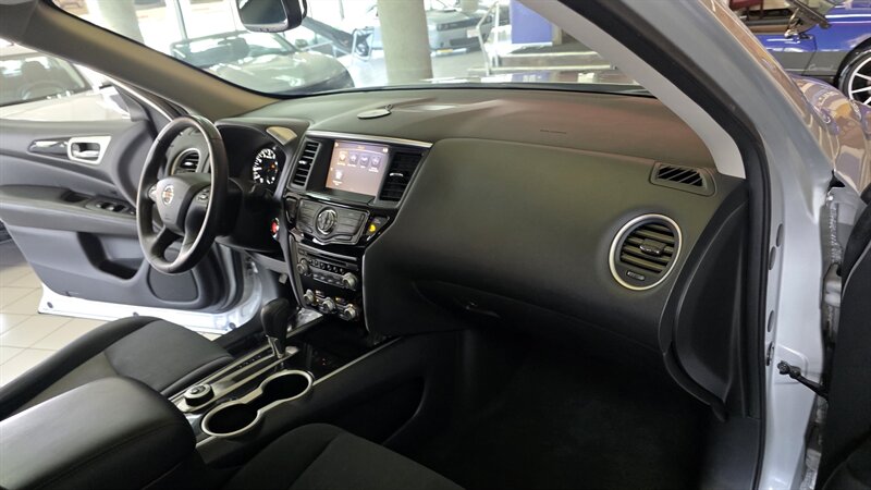 2018 Nissan Pathfinder S - Photo 29 - Hamilton, OH 45015