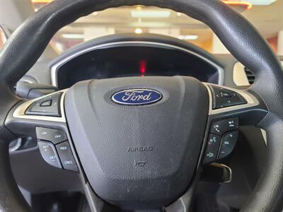 2014 Ford Fusion SE 4DR SEDAN   - Photo 27 - Hamilton, OH 45015