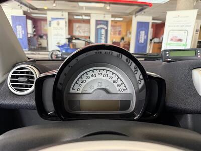 2011 Smart fortwo pure - Photo 13 - Hamilton, OH 45015