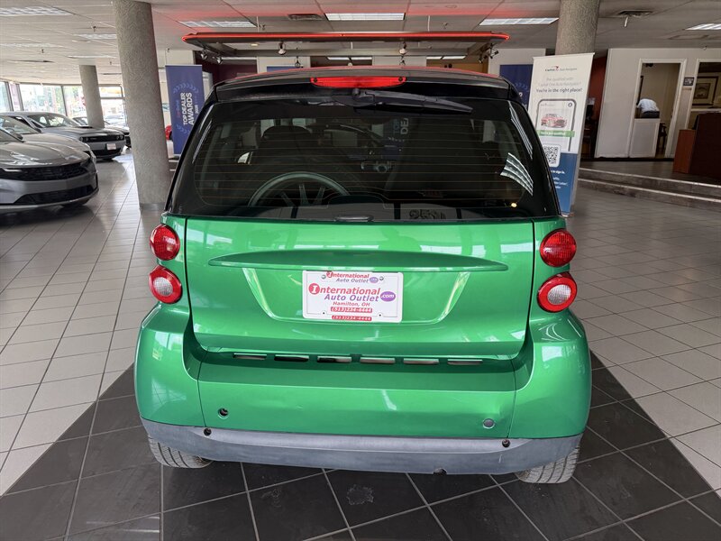 2011 Smart fortwo pure - Photo 5 - Hamilton, OH 45015