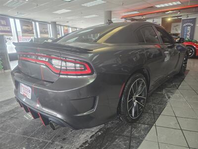 2016 Dodge Charger R/T 4DR SEDAN - Photo 10 - Hamilton, OH 45015