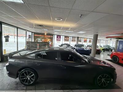 2016 Dodge Charger R/T 4DR SEDAN - Photo 5 - Hamilton, OH 45015