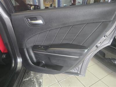 2016 Dodge Charger R/T 4DR SEDAN - Photo 21 - Hamilton, OH 45015