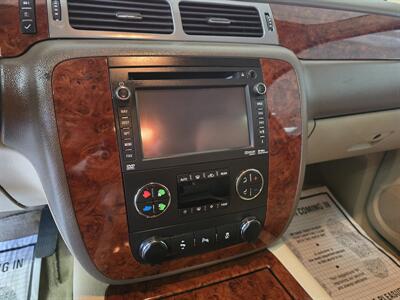 2012 Chevrolet Tahoe LTZ  4DR SUV  4X4   - Photo 24 - Hamilton, OH 45015