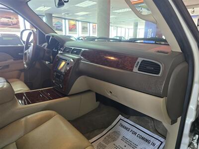 2012 Chevrolet Tahoe LTZ  4DR SUV  4X4   - Photo 16 - Hamilton, OH 45015