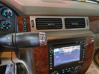 2012 Chevrolet Tahoe LTZ  4DR SUV  4X4   - Photo 26 - Hamilton, OH 45015