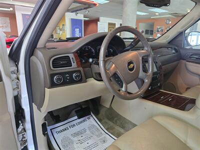 2012 Chevrolet Tahoe LTZ  4DR SUV  4X4   - Photo 8 - Hamilton, OH 45015