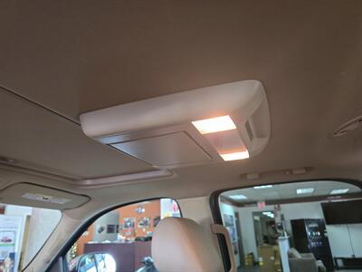 2012 Chevrolet Tahoe LTZ  4DR SUV  4X4   - Photo 12 - Hamilton, OH 45015