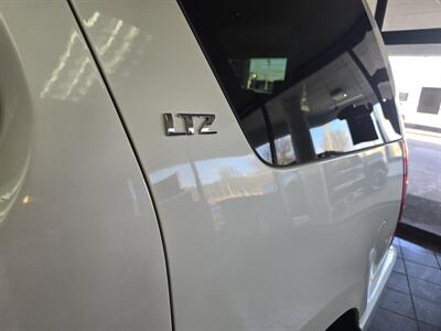 2012 Chevrolet Tahoe LTZ  4DR SUV  4X4   - Photo 34 - Hamilton, OH 45015