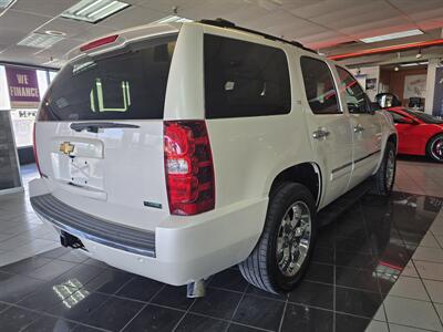 2012 Chevrolet Tahoe LTZ  4DR SUV  4X4   - Photo 4 - Hamilton, OH 45015