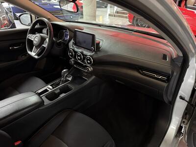 2020 Nissan Sentra SV 4DR SEDAN   - Photo 25 - Hamilton, OH 45015