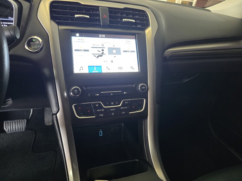 2017 Ford Fusion SE 4DR SEDAN - Photo 21 - Hamilton, OH 45015