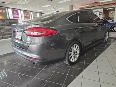2017 Ford Fusion SE 4DR SEDAN - Photo 4 - Hamilton, OH 45015