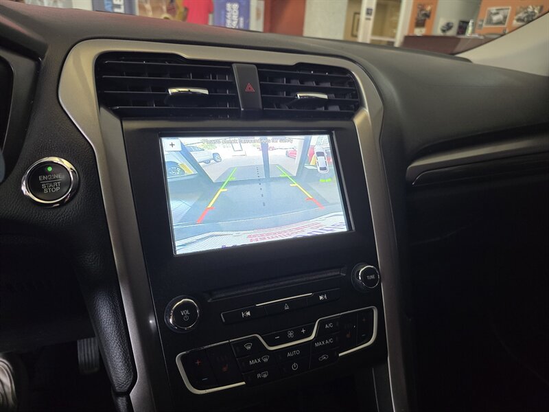 2017 Ford Fusion SE 4DR SEDAN - Photo 23 - Hamilton, OH 45015
