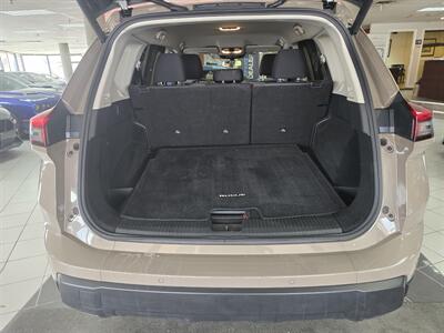 2025 Nissan Rogue Rock Creek   - Photo 17 - Hamilton, OH 45015