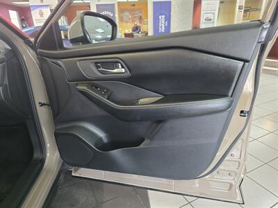 2025 Nissan Rogue Rock Creek   - Photo 11 - Hamilton, OH 45015