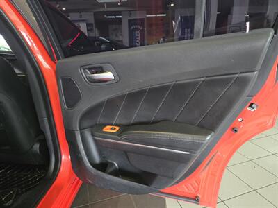 2017 Dodge Charger R/T   - Photo 16 - Hamilton, OH 45015