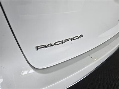 2018 Chrysler Pacifica Limited   - Photo 35 - Hamilton, OH 45015