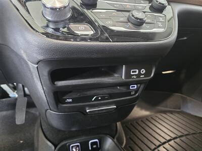 2018 Chrysler Pacifica Limited   - Photo 23 - Hamilton, OH 45015
