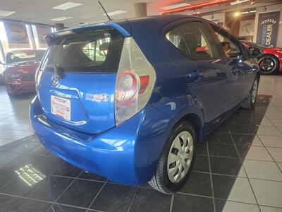2014 Toyota Prius C Two 4DR HATCHBACK   - Photo 5 - Hamilton, OH 45015