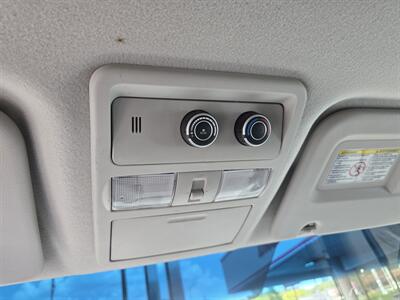 2013 Nissan NV 3500 HD SV 3DR PASSENGER VAN   - Photo 16 - Hamilton, OH 45015