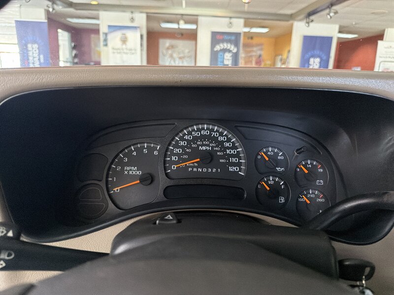 2006 Chevrolet Silverado 1500 LS2 4DR CREW CAB - Photo 10 - Hamilton, OH 45015