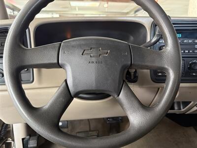 2006 Chevrolet Silverado 1500 LS2 4DR CREW CAB - Photo 11 - Hamilton, OH 45015