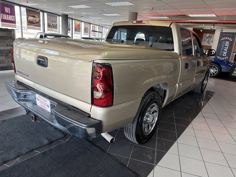 2006 Chevrolet Silverado 1500 LS2 4DR CREW CAB - Photo 6 - Hamilton, OH 45015