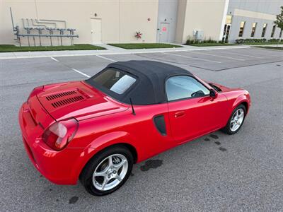 2000 Toyota MR2 Spyder - Photo 7 - Hamilton, OH 45015