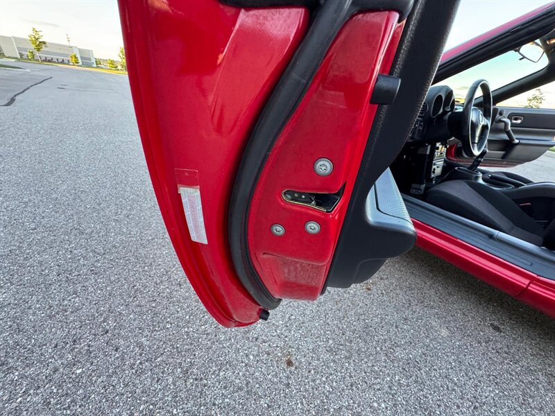 2000 Toyota MR2 Spyder - Photo 33 - Hamilton, OH 45015