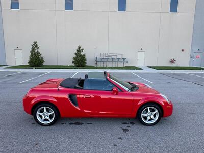 2000 Toyota MR2 Spyder - Photo 11 - Hamilton, OH 45015
