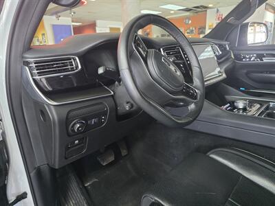 2024 Jeep Grand Wagoneer L Obsidian 4DR SUV 4X4   - Photo 7 - Hamilton, OH 45015