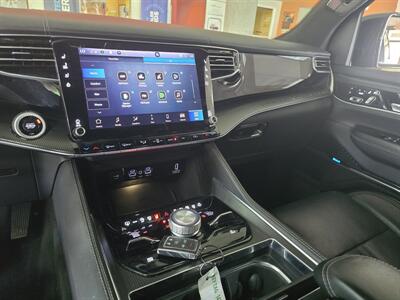 2024 Jeep Grand Wagoneer L Obsidian 4DR SUV 4X4   - Photo 30 - Hamilton, OH 45015