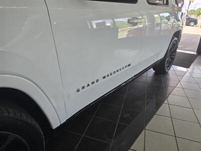 2024 Jeep Grand Wagoneer L Obsidian 4DR SUV 4X4   - Photo 38 - Hamilton, OH 45015