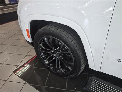 2024 Jeep Grand Wagoneer L Obsidian 4DR SUV 4X4   - Photo 45 - Hamilton, OH 45015