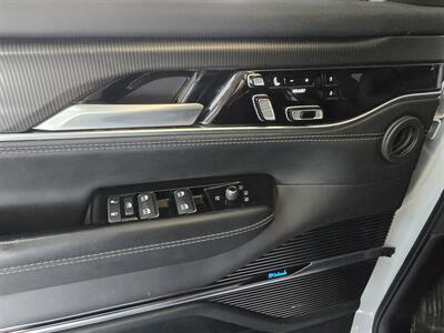 2024 Jeep Grand Wagoneer L Obsidian 4DR SUV 4X4   - Photo 22 - Hamilton, OH 45015