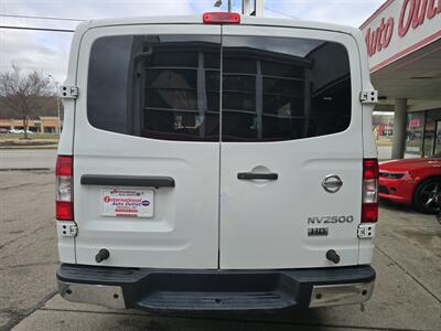 2016 Nissan NV 2500 HD SL 3DR CARGO VAN/V6   - Photo 5 - Hamilton, OH 45015