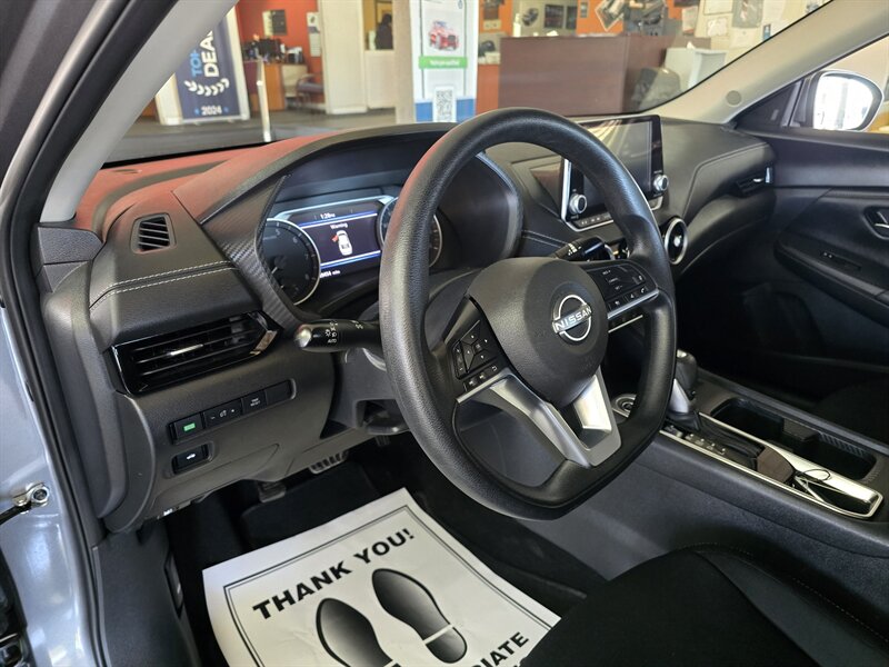 2024 Nissan Sentra SV 4DR SEDAN - Photo 8 - Hamilton, OH 45015